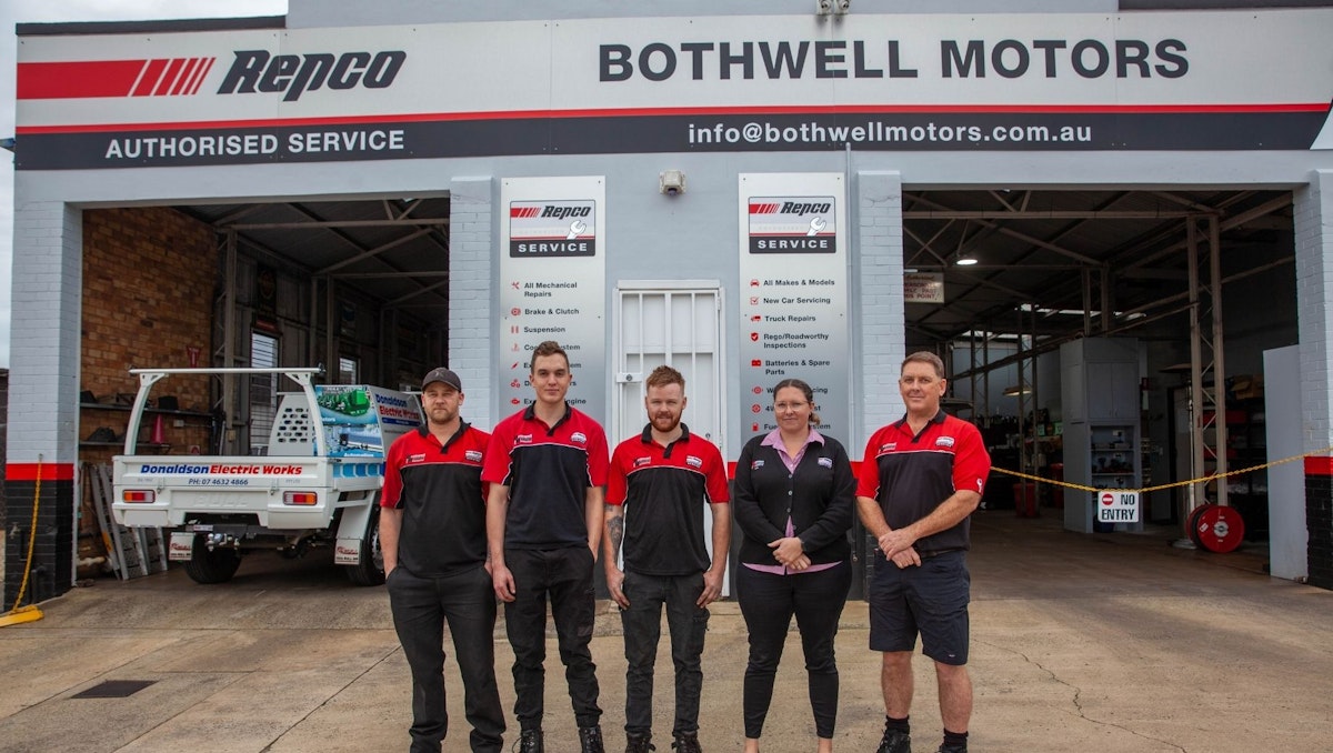 Bothwell Motors Team of Mechanics and Support Staff